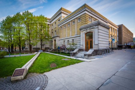 The Sandford Fleming Building, at the University of Toronto, in 