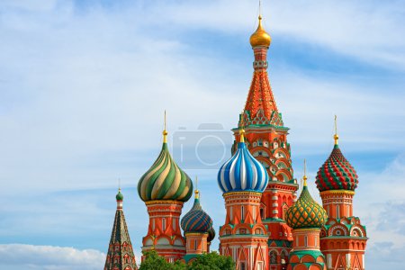 St Basils cathedral on Red Square in Moscow