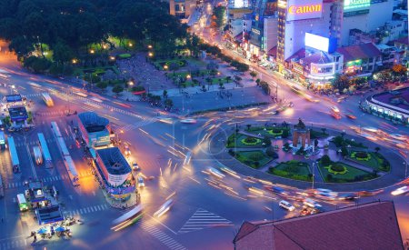 Asia traffic, roundabout, Ben Thanh bus stop