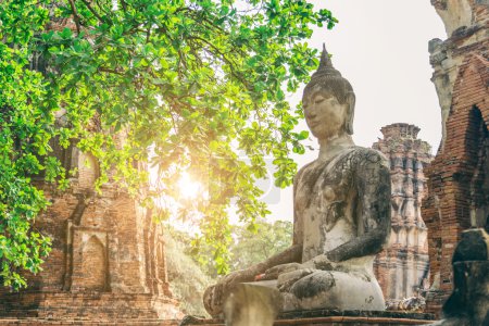 Buddha statue in Ayutthaya