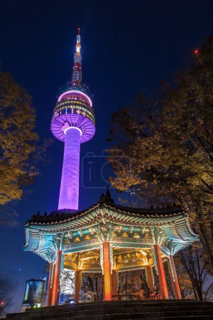 Seoul tower inKorean