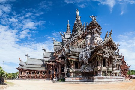 Sanctuary of Truth in Pattaya by  day