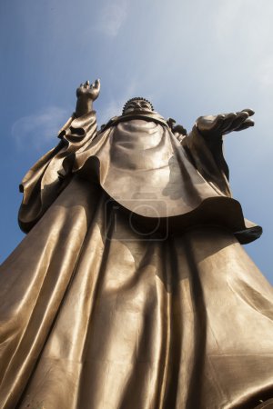 Grand Buddha at Lingshan