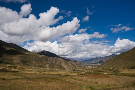 remote moutains in Tibet