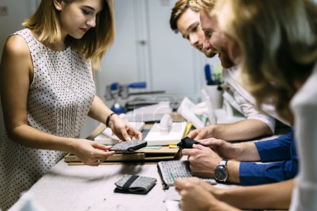 创造性的工友讲习班