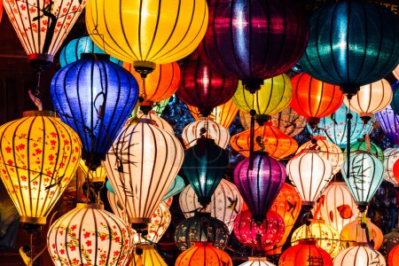 许许多多的中国花灯